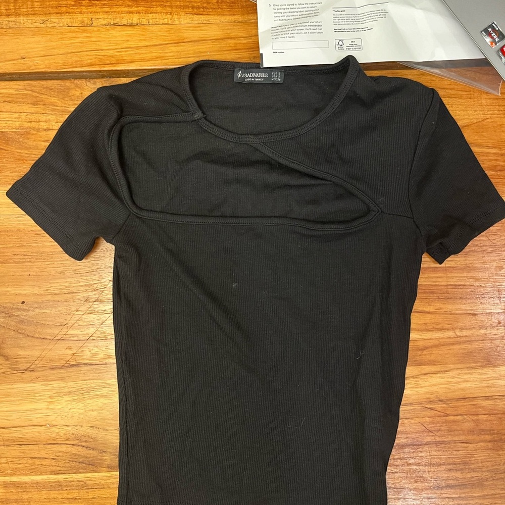 Stradivarius Slit top